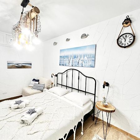Stella Di Mare Apartment Бари Екстериор снимка