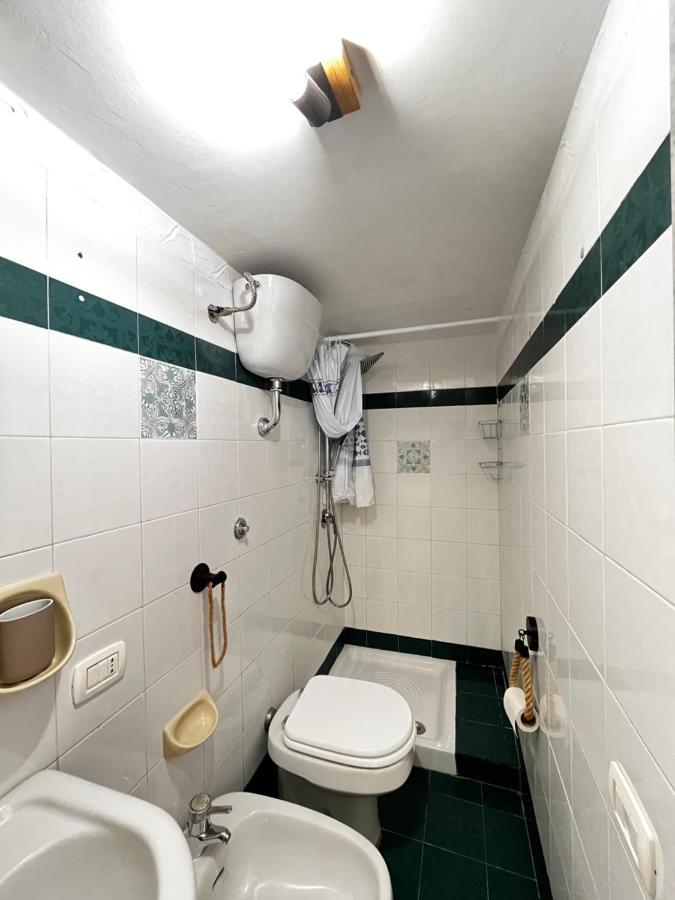 Stella Di Mare Apartment Бари Екстериор снимка