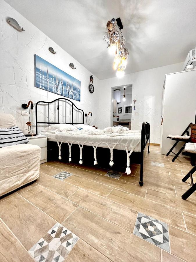 Stella Di Mare Apartment Бари Екстериор снимка